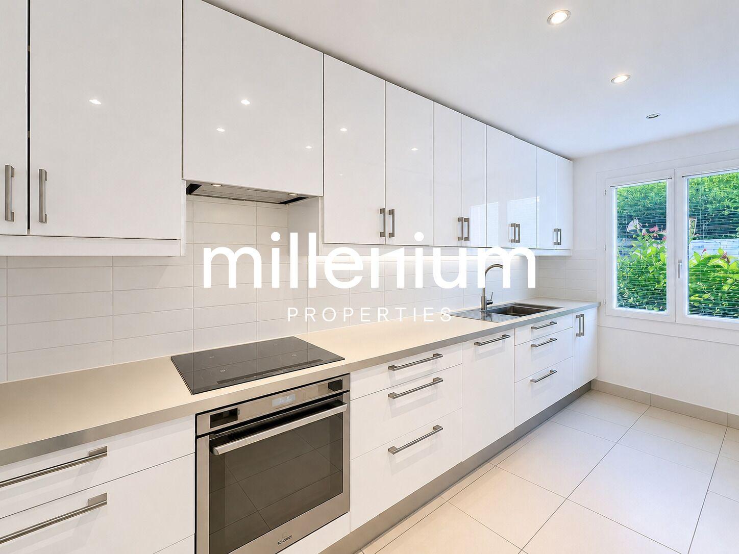 1435_6a15bd6ba9d441.67867963.jpg