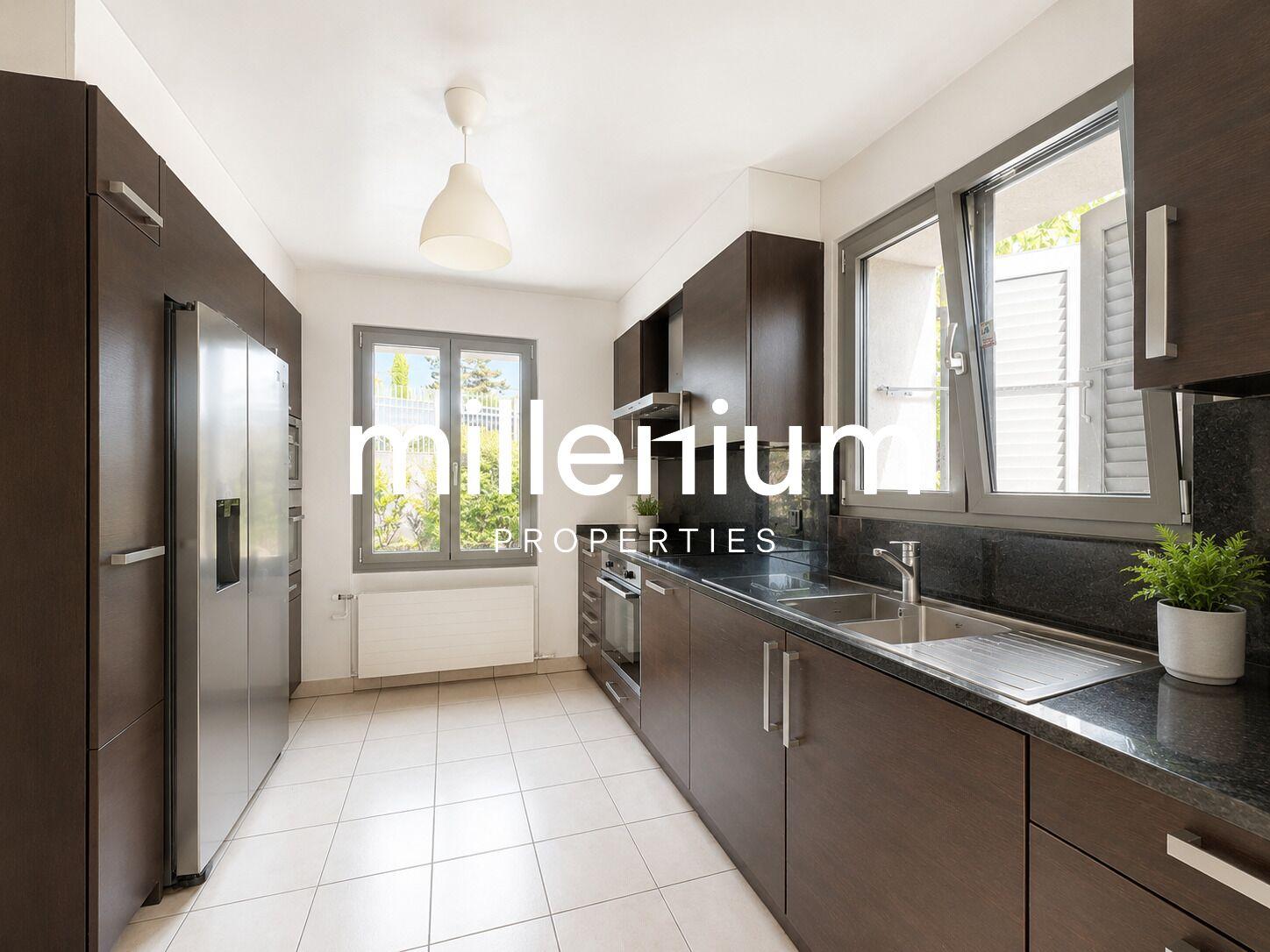 1435_6a7b0b8c95ec06.72887586.jpg