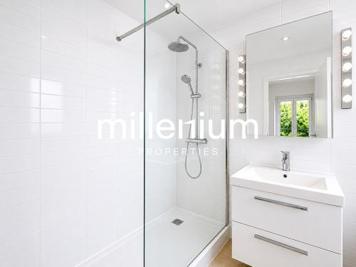 1435_6a15bd6ba330f4.09058245.jpg